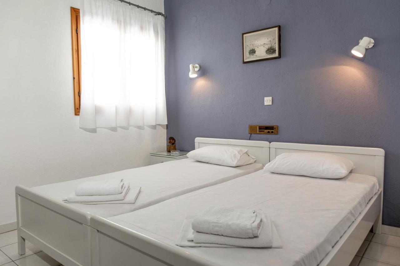 Hotel Sarikas Polikhronon Exteriör bild
